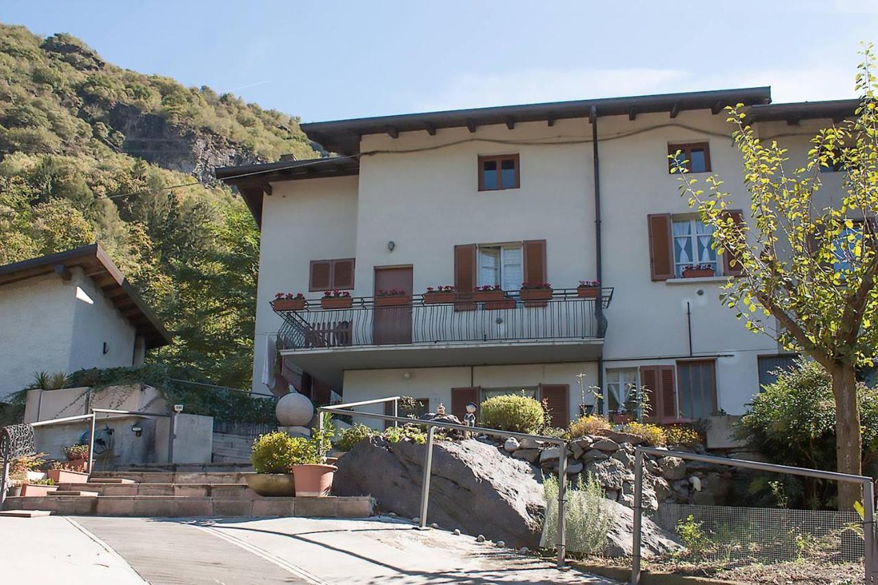 B&B Naquane 2 Capo di Ponte Exterior foto