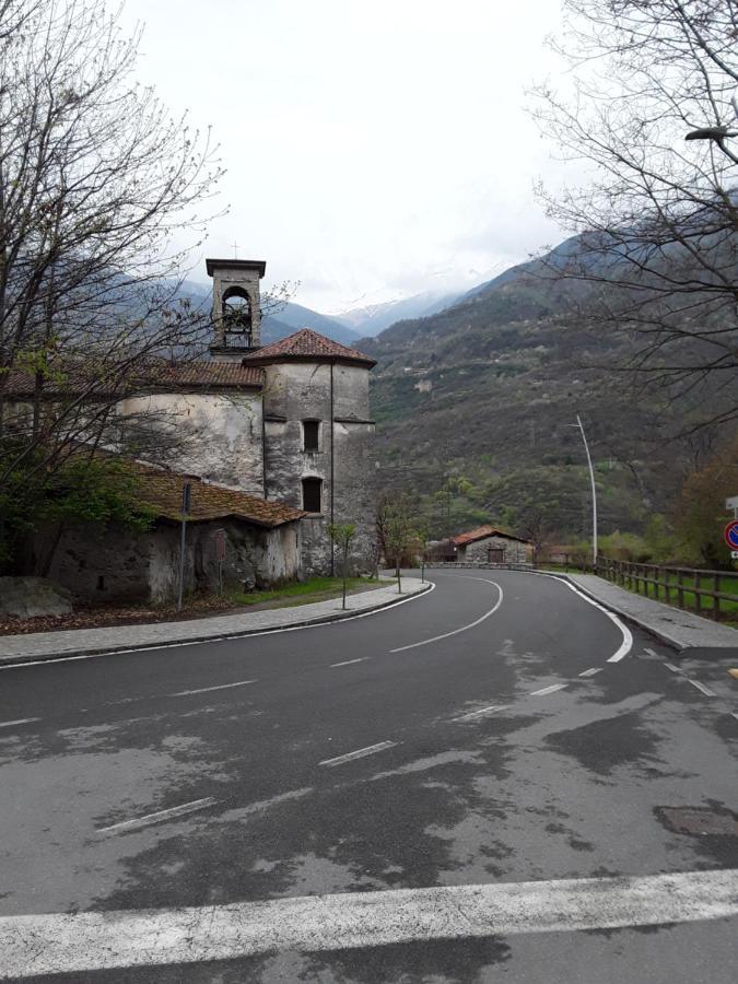 B&B Naquane 2 Capo di Ponte Exterior foto