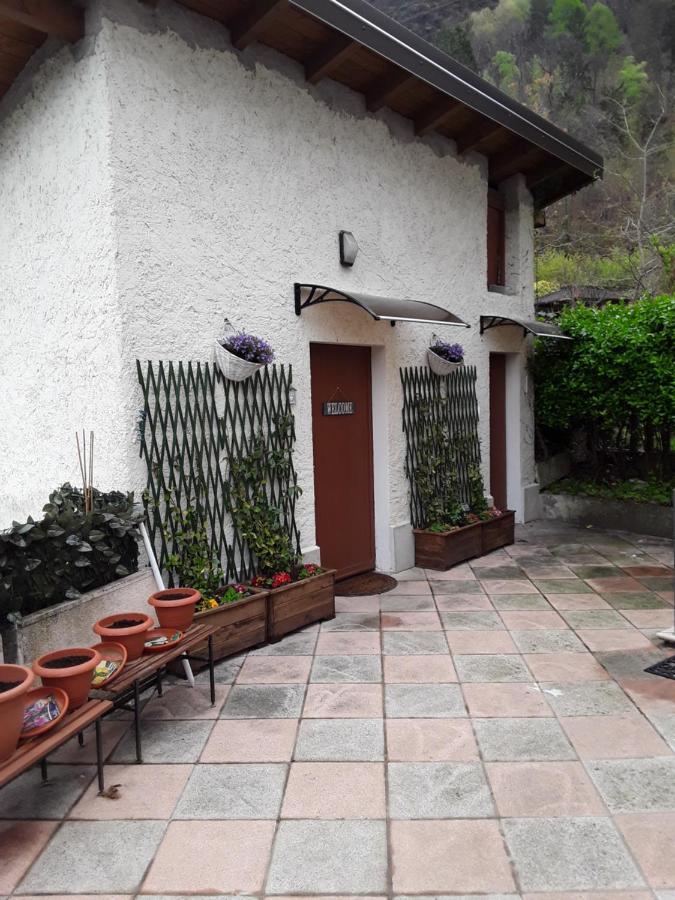 B&B Naquane 2 Capo di Ponte Exterior foto