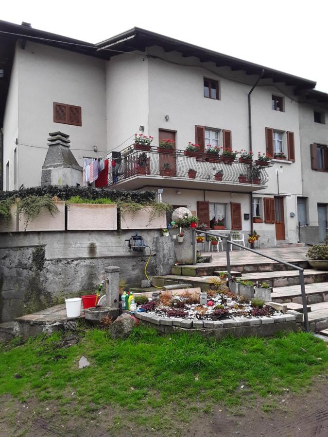 B&B Naquane 2 Capo di Ponte Exterior foto