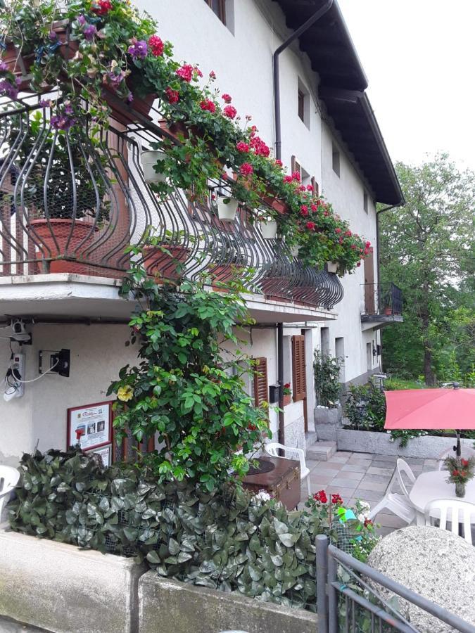 B&B Naquane 2 Capo di Ponte Exterior foto